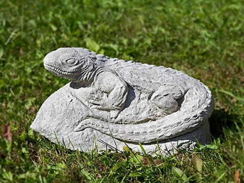 Beton-Eidechse für den Garten und Innenraum